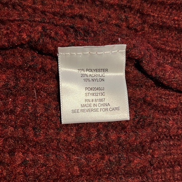 Olivia Sky Maroon Oversized Knit Cardigan - Picture 3 of 3